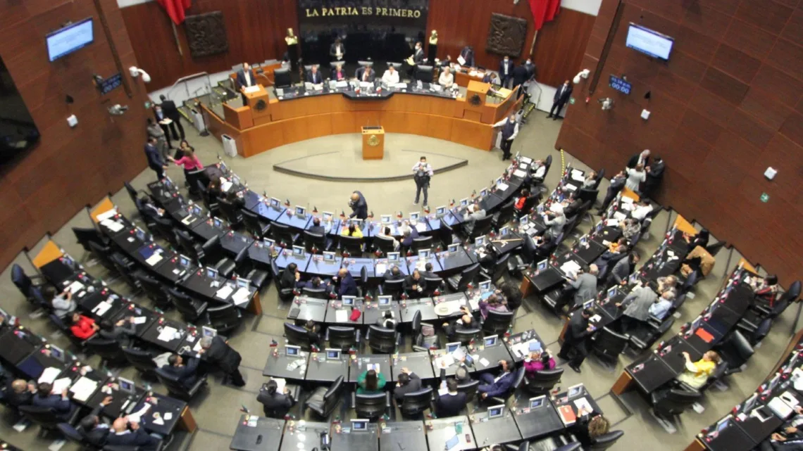 Senado avala en lo particular “Plan B”; hoy se vota en Cámara de Diputados