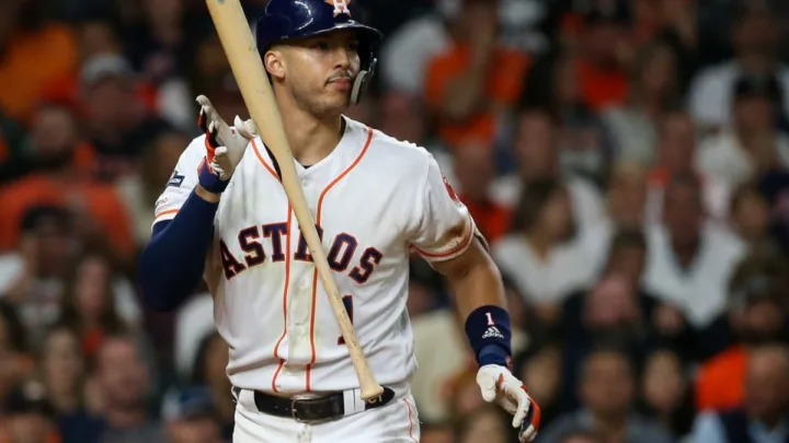 ¡A California! Carlos Correa firma millonario contrato con Giants