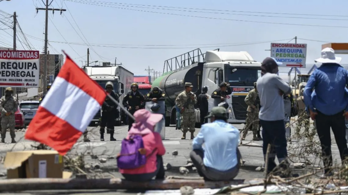 Doce muertos en Perú tras enfrentamientos entre manifestantes y policías