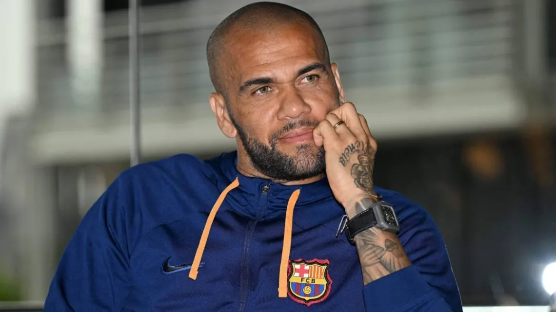 Dani Alves desmiente acusaciones de agresión sexual en Barcelona