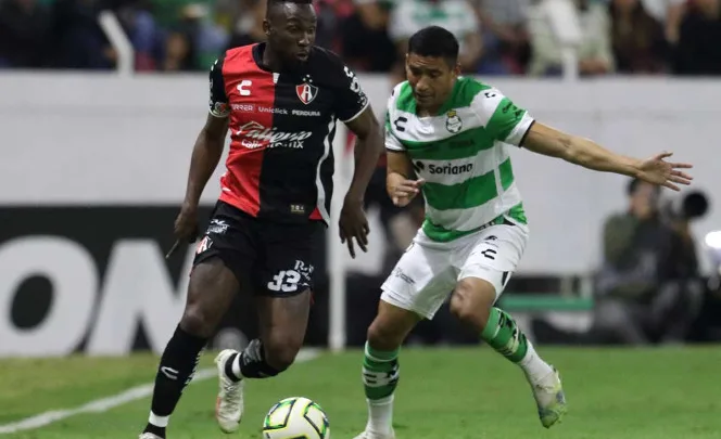 Atlas vs. Santos: Benjamín Mora, sin preocupación por fallas defensivas