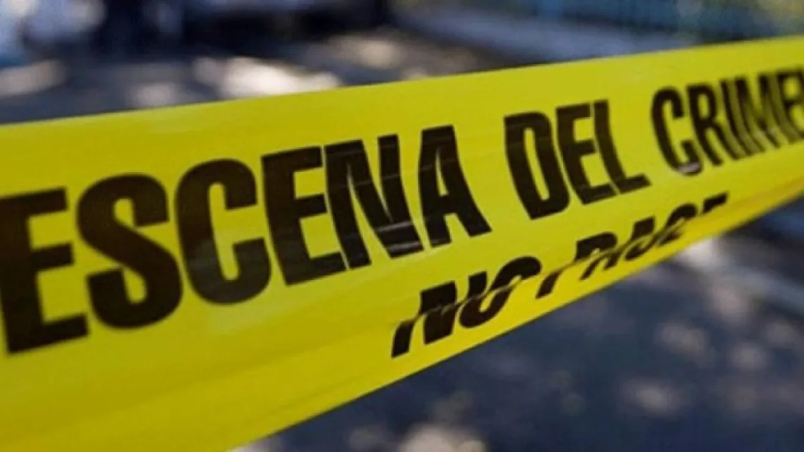 Hieren a balazos a dos menores tras discusión en taquería de La Paz, Baja California