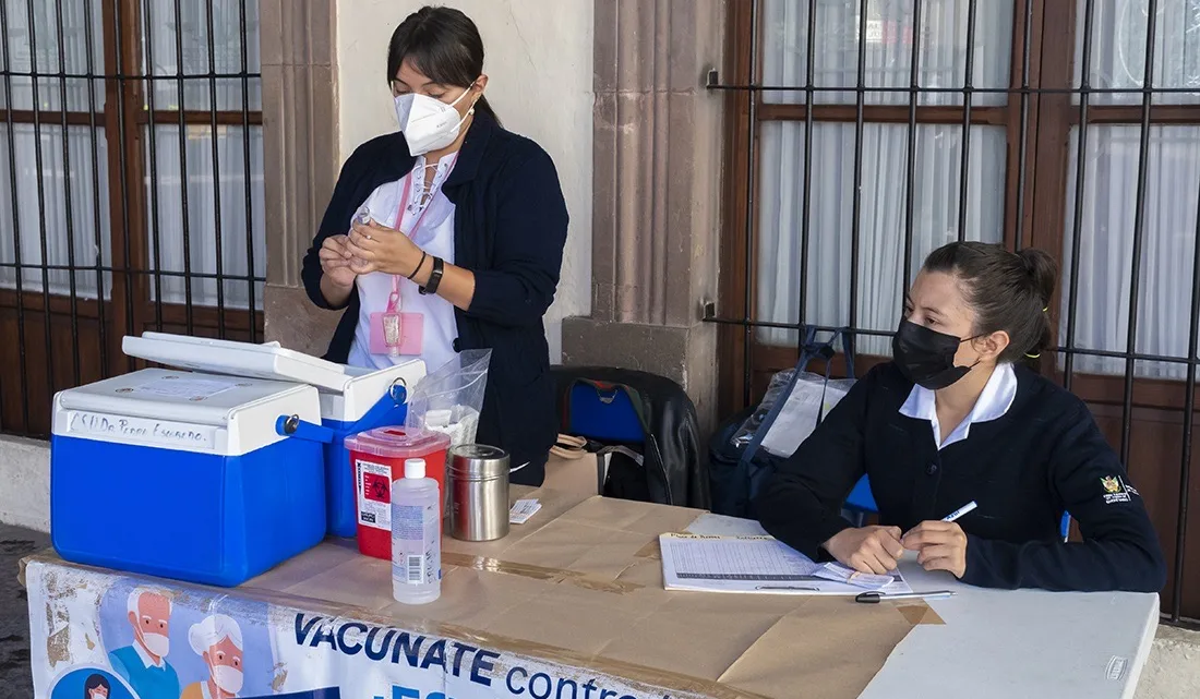 Aplicadas 521 mil 523 dosis de vacuna contra influenza