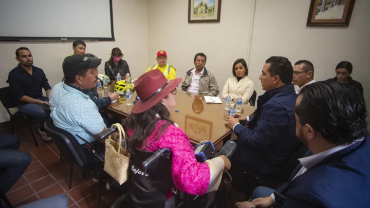 Escucha SEGOB necesidades de ciclistas, personas con discapacidad y peatones