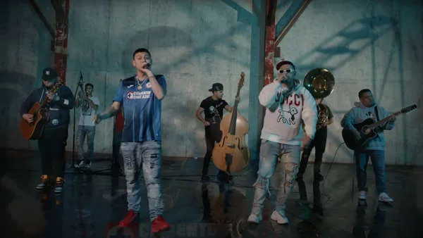Presentan narcocorrido con playera del Cruz Azul dedicado al “Chapo” Guzmán