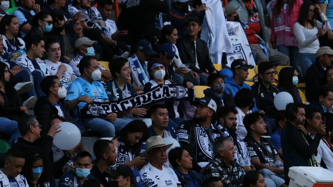 Bravos de Juárez piden ayuda de Jaime Maussan por “aparición” de ovni en su estadio 