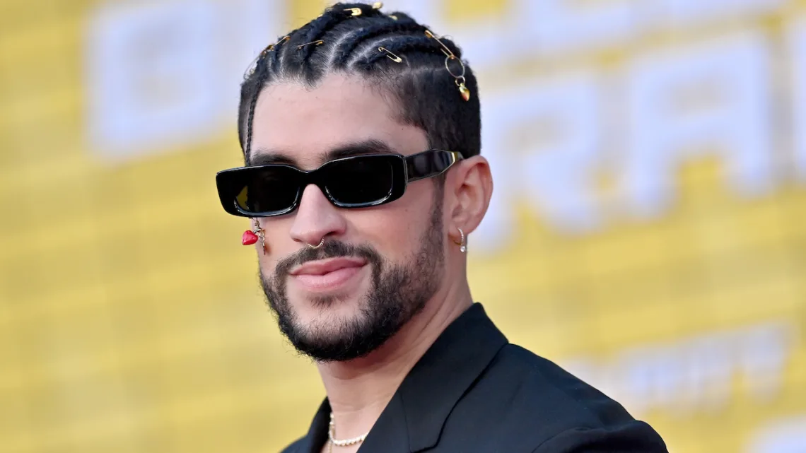 Éxitos de Bad Bunny caen en Spotify tras escándalo con fan