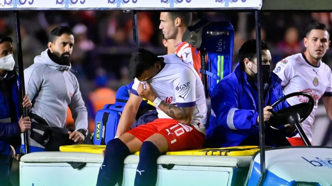 Buenas noticias para Alexis Vega y Chivas