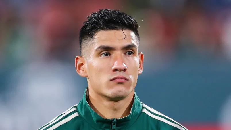 Uriel Antuna, en la mira de los griegos