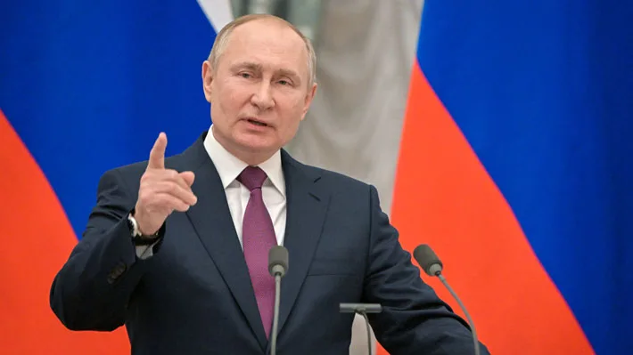 Putin ordena tregua de 36 horas en Ucrania; Kiev la rechaza