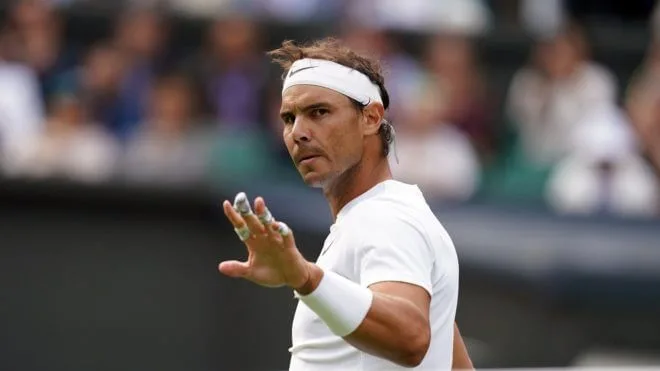 Nadal y Swiatek sufren en su debut en el Australia; Kyrgios, baja por lesión