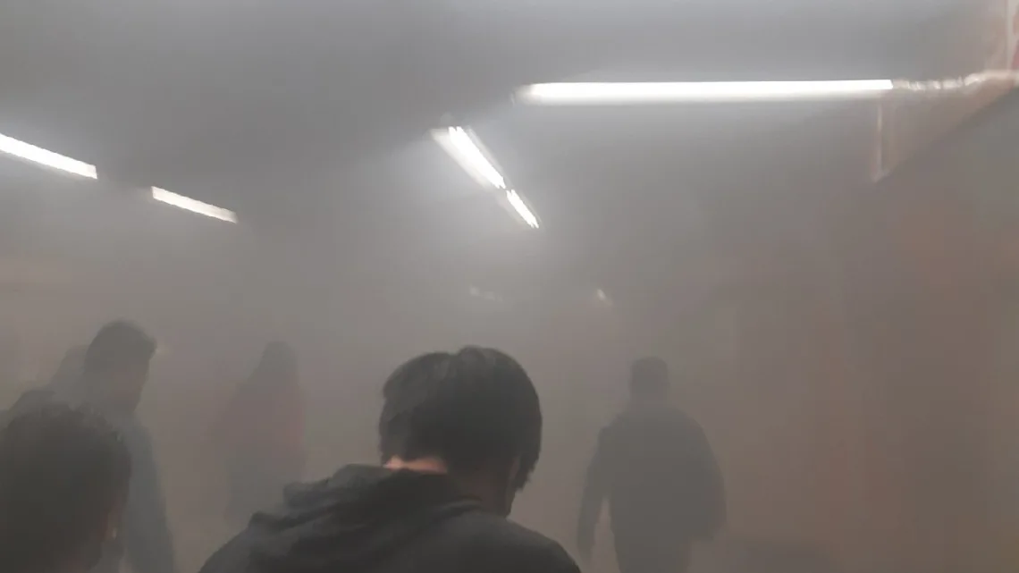 ¡Otra vez el Metro! Reportan intoxicados por humo en la Línea 7