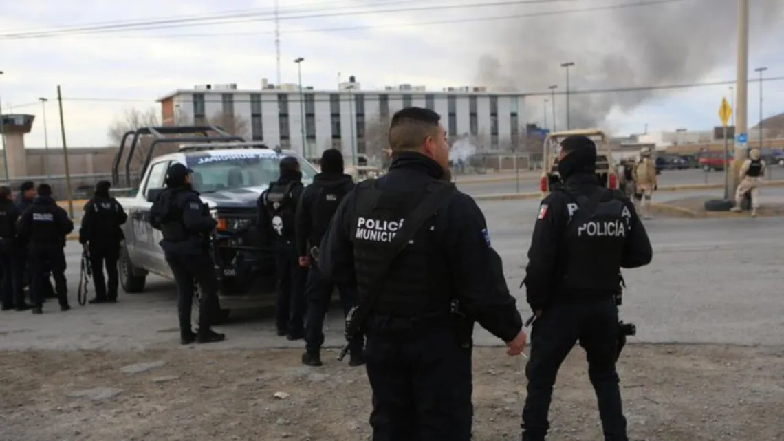 Mueren 14 y escapan 24 tras ataque en cárcel de Chihuahua