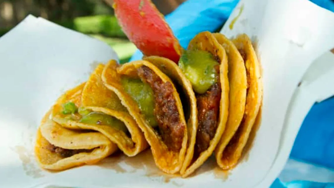 Buscan que tacos de canasta tengan denominación de origen