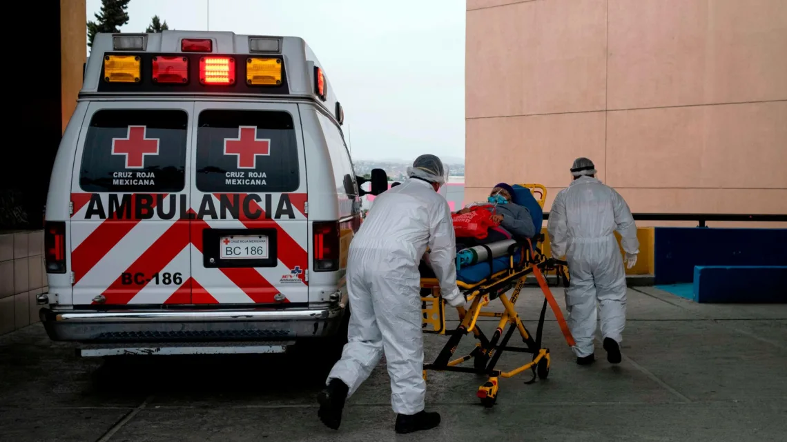 ¿De qué mueren los mexicanos? Decesos disminuyeron en 2022