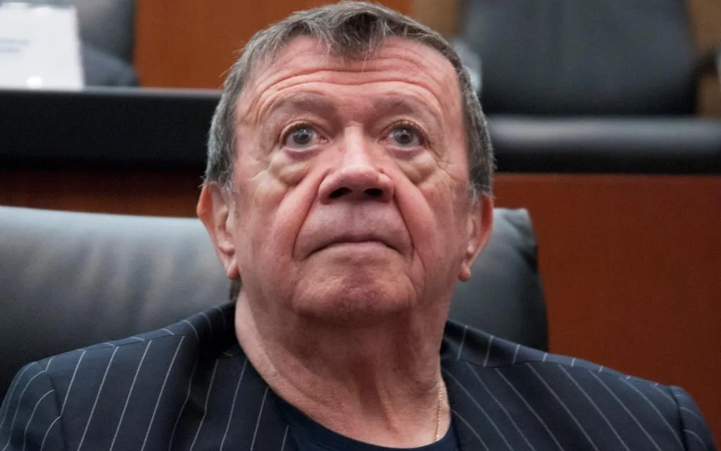 Chabelo celebra su cumpleaños: ¿Cuántos años tiene? Chabelo festeja este día su cumpleaños siendo uno de los personajes más queridos, recordados y vigentes en México
