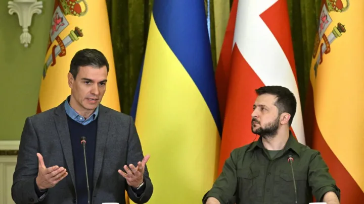 Zelenski considera “positivo” el hecho de que China plantee un plan de paz