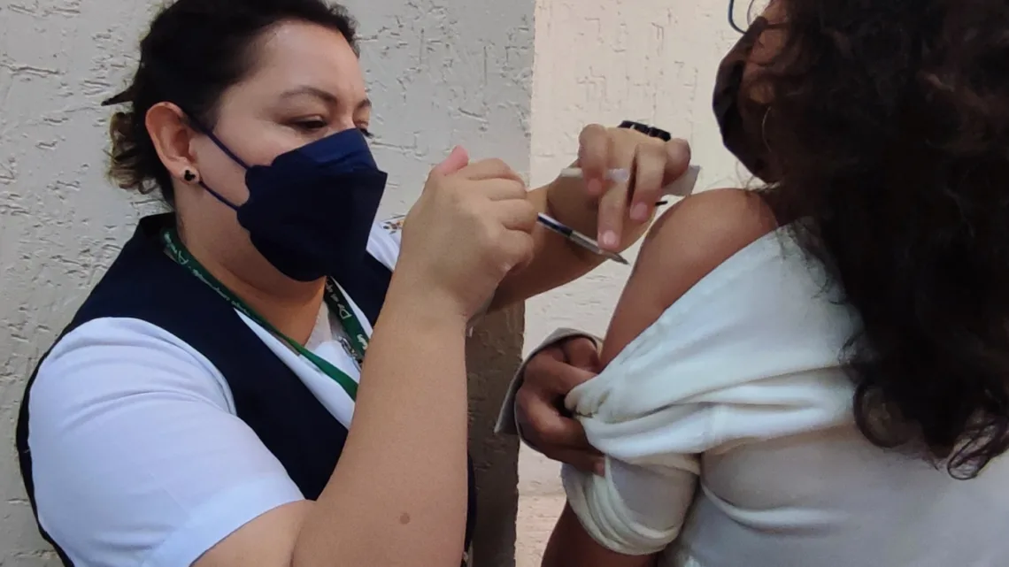 Aplicadas 597 mil 228 dosis contra influenza