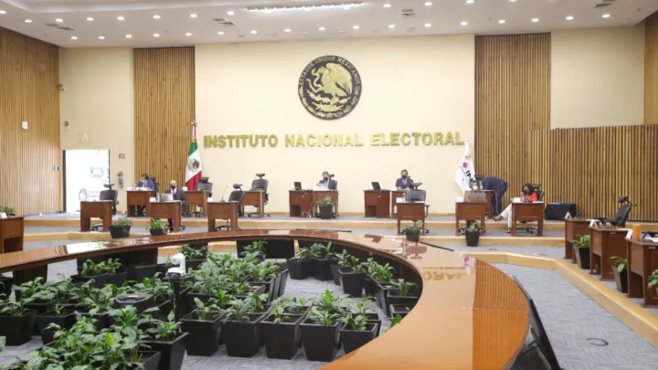 Tribunal Electoral ordena que presidencia del INE sea para una mujer