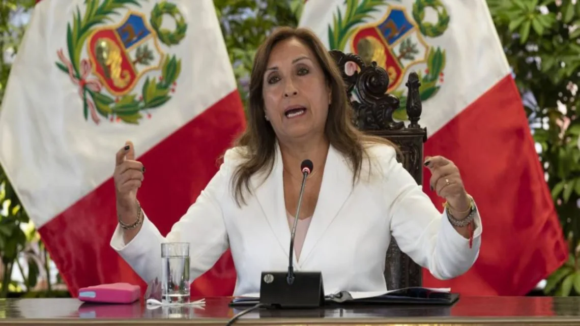 Perú: Boluarte manda proyecto de ley con esperado adelanto electoral