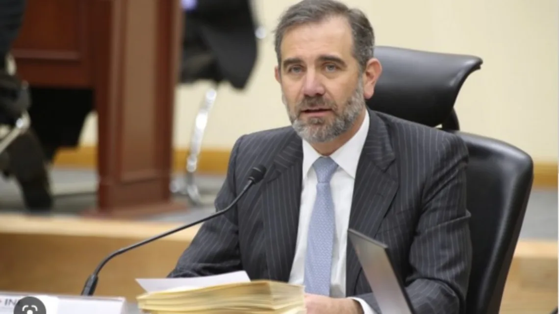 Córdova defiende al INE a semanas de su salida y en su último proceso