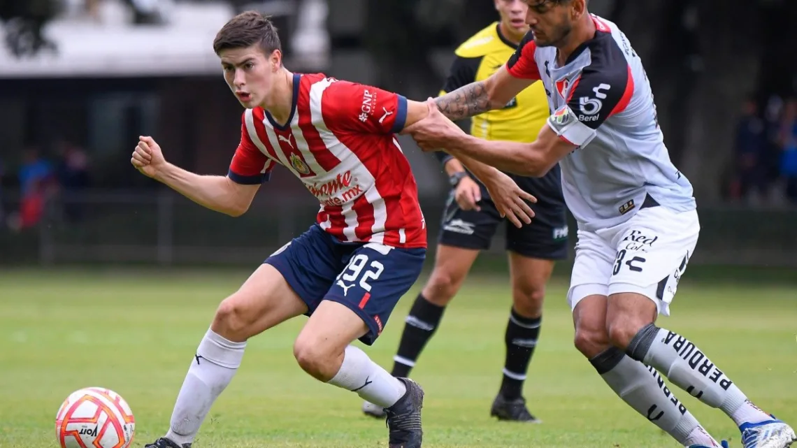 Chivas y Atlas sufren en lo físico ¡Entre algodones!