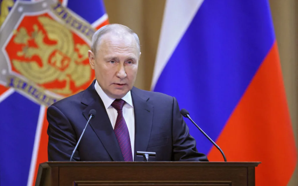 Putin califica de “atentado terrorista” incursión ucraniana en Briansk