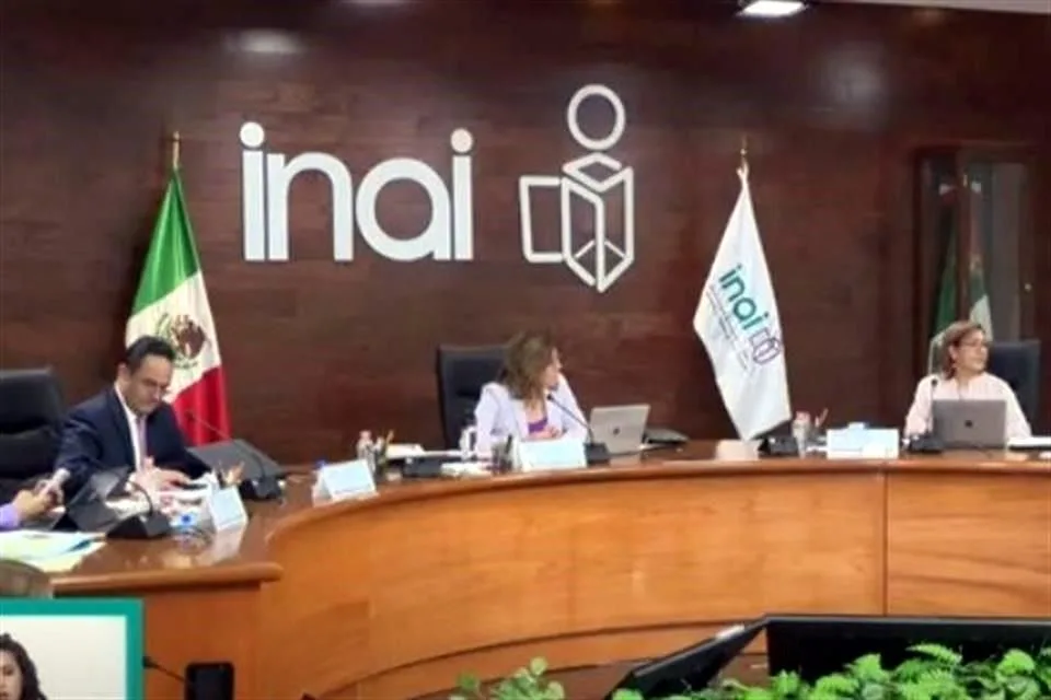Avanzan sin examen aspirantes a comisionados del Inai