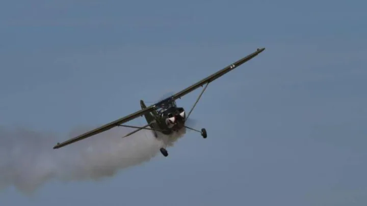 Avioneta se estrella en Nueva York; hay un muerto y dos heridos