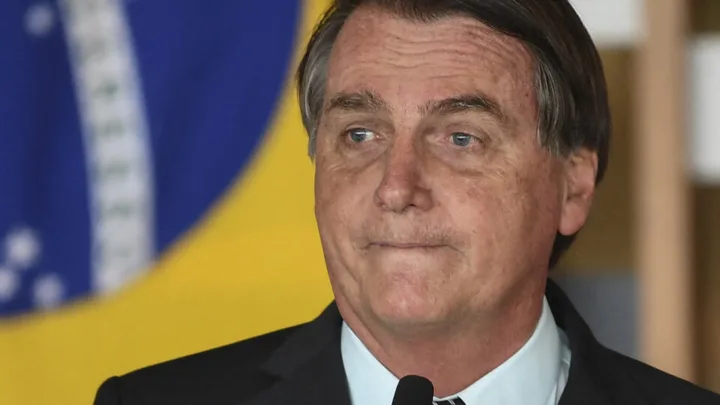 Bolsonaro regresa a Brasil después de tres meses en Estados Unidos