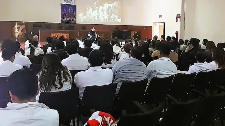 Capacita SESA en prevención de adicciones a Médicos del IMSS