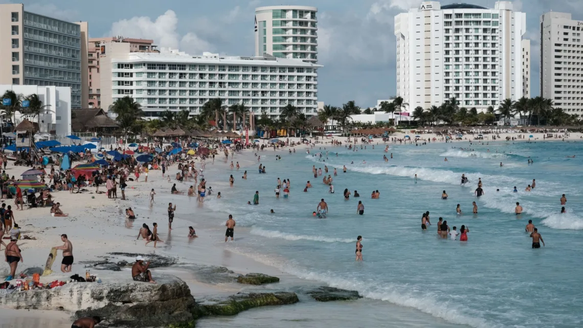 ¡Aprovecha tu tarjeta del INAPAM! Te da descuentos en viajes para Semana Santa