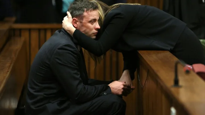 Niegan libertad condicional al ex atleta Oscar Pistorius