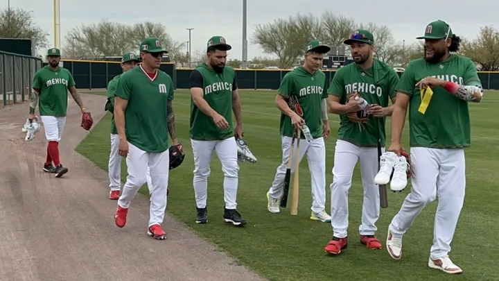 México apalea a los Rockies de Colorado y están listos para el Clásico Mundial de Beisbol