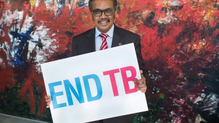 La OMS refuerza la lucha contra la tuberculosis; busca erradicarla en 2030