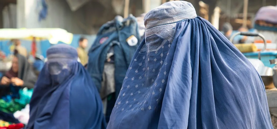 Talibanes anuncian el inicio de un nuevo ciclo universitario sin mujeres