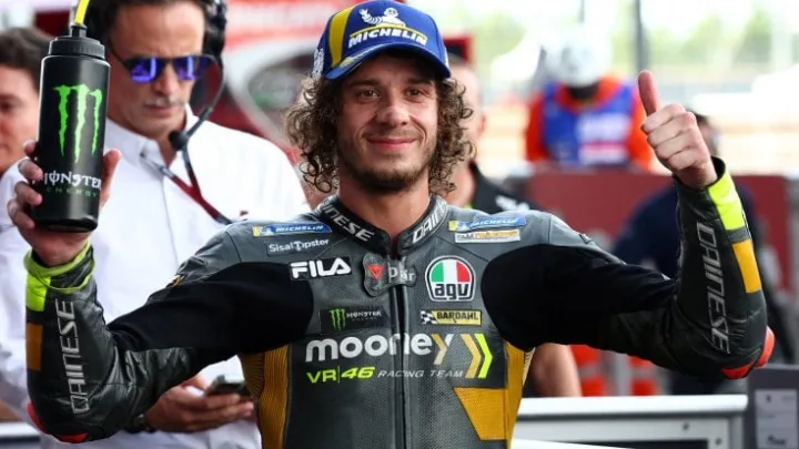 Primer triunfo de Bezzecchi y toma el liderato en Moto GP