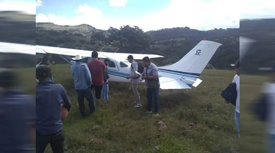 Se desploma avioneta y mueren 5 tripulantes, en Bolivia
