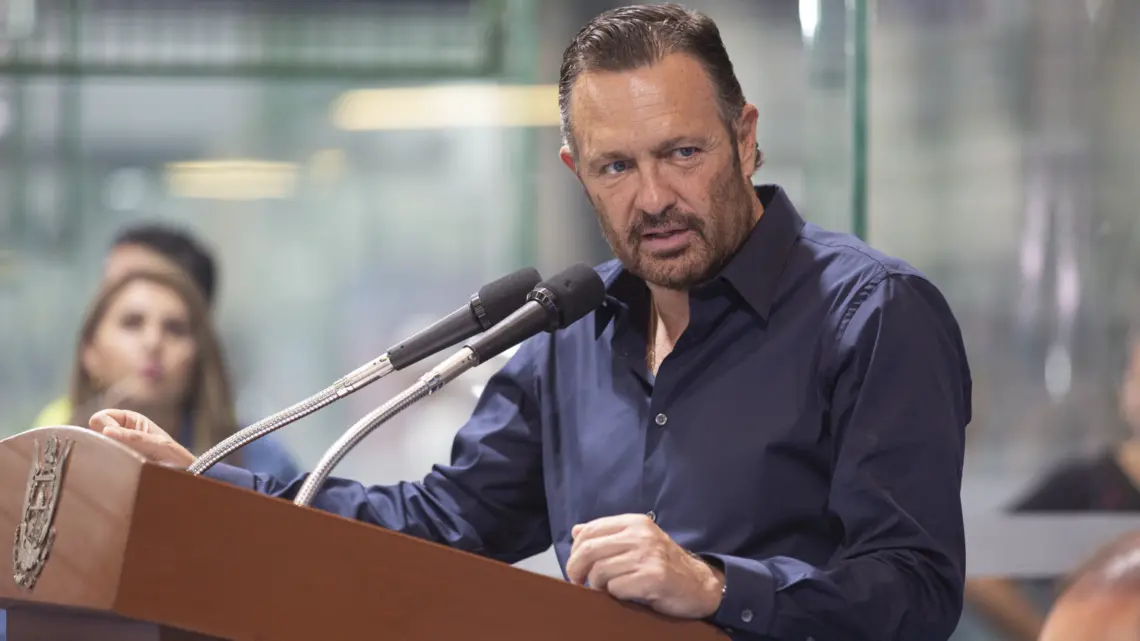 Se compromete Mauricio Kuri a crear espacios públicos para la práctica del Pádel