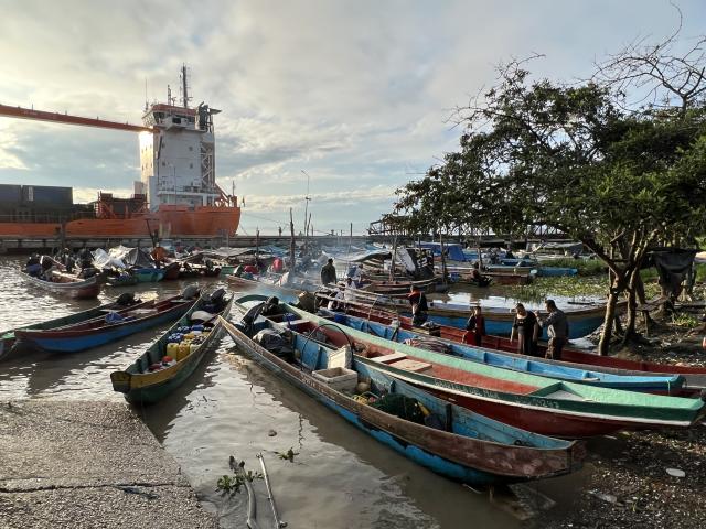 “Los piratas mataron a mi hermano”: el terror en los ríos y mares de Ecuador por la oleada de asaltos armados