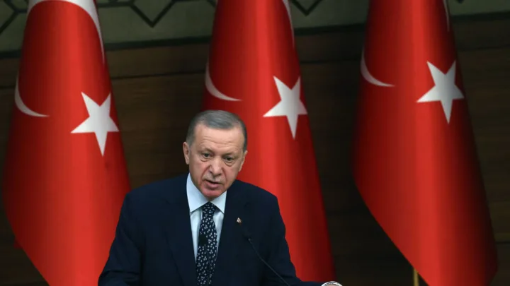 Erdogan adelanta en las elecciones de Turquía