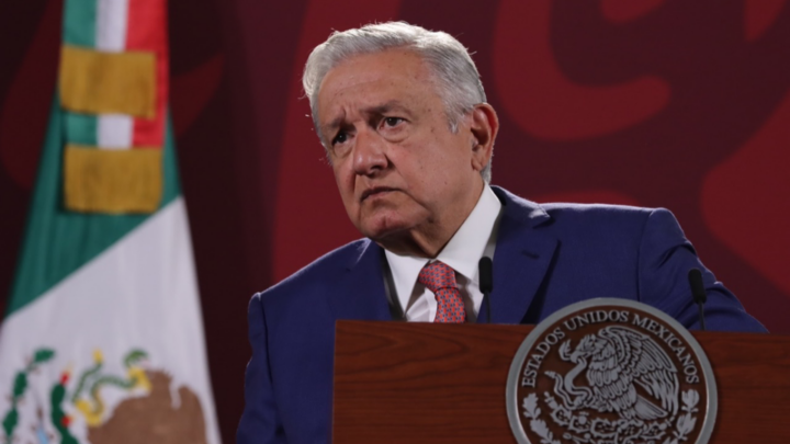 Nadadoras mexicanas sí tienen apoyos: López Obrador responde a polémicas