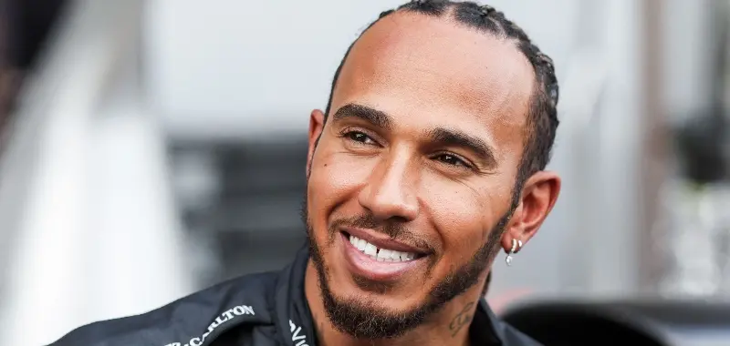 ¡Un dineral! La millonaria cifra que Ferrari habría ofrecido a Lewis Hamilton para salir de Mercedes