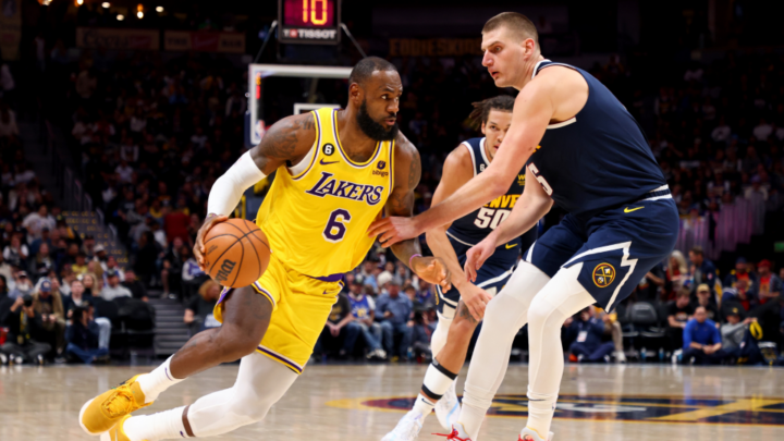 Nuggets remontan a Lakers y ponen la serie 2-0 a su favor