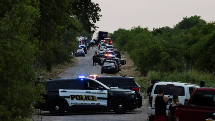 Arrestan a 4 mexicanos en relación con muerte de 53 migrantes en Texas