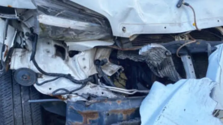 Choque de minibús contra camión en Egipto deja al menos 15 muertos