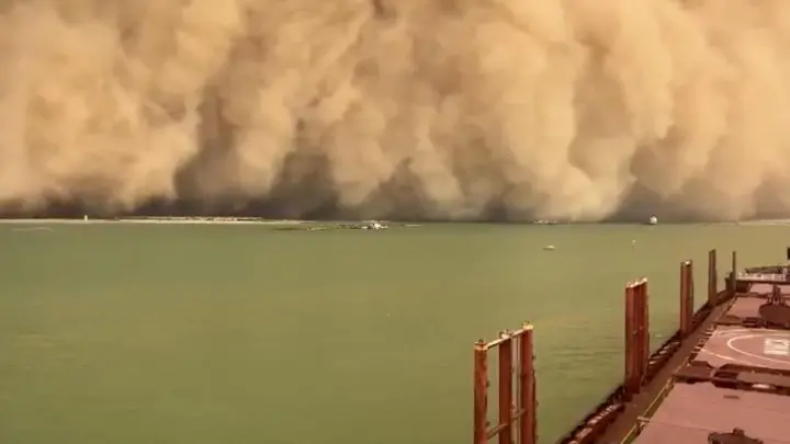 Tormenta de arena deja un muerto y 5 heridos en Egipto (VIDEO)