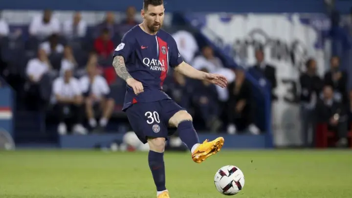 A Leo “le gustaría” volver al Barça, confirma Jorge Messi tras reunirse con Laporta