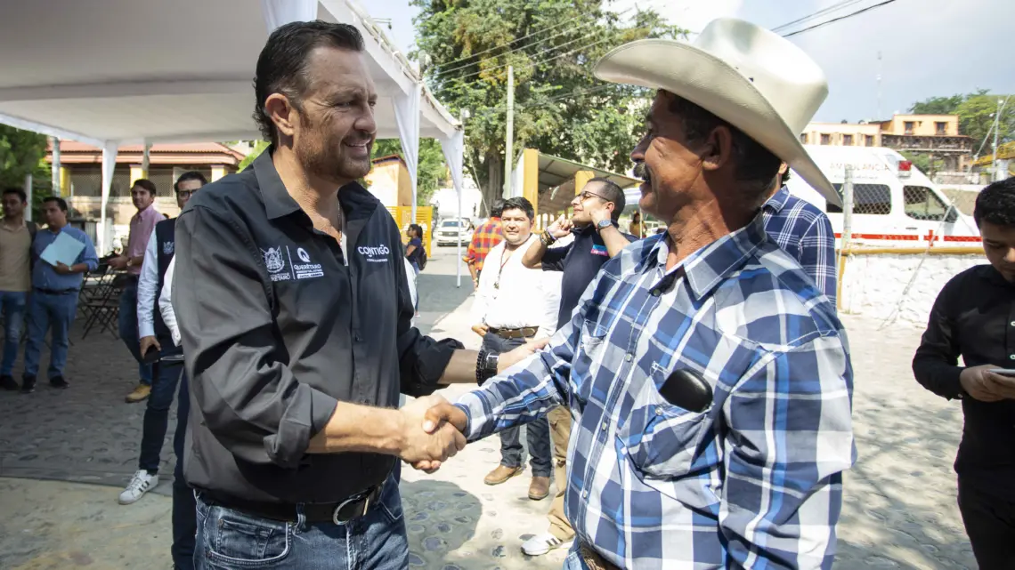 Jornada Aquí Contigo lleva atención a Jalpan de Serra