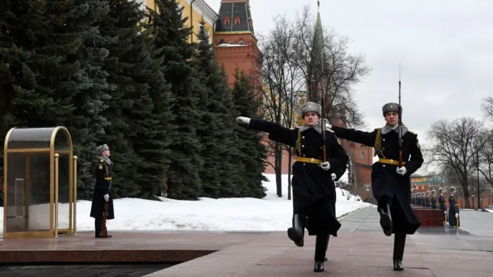 Rusia condena a 12 años de prisión a un científico por alta traición